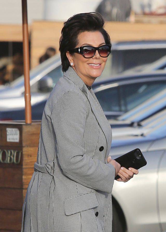 Oto cała ponura prawda o Kris Jenner. Dlaczego ZNISZCZYŁA ŻYCIE swoim córkom?