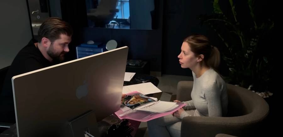 Julia Von Stein odsłoniła kulisy liftingu twarzy. Zabrała kamery nawet na salę operacyjną!