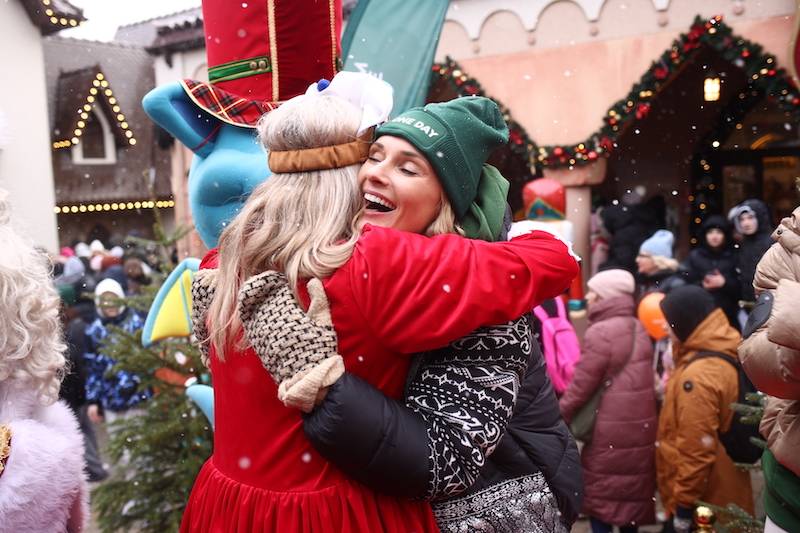 Plejada gwiazd na charytatywnej imprezie świątecznej! W śpiewającym nastroju Maria Sadowska, Marcela Leszczak (FOTO)