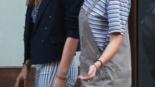 Tak całują się siostry Willis (FOTO)