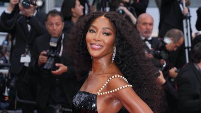 Cannes 2024: Naomi Campbell założyła tę samą sukienkę… 28 lat później, “Wygląda lepiej niż 1996 roku”