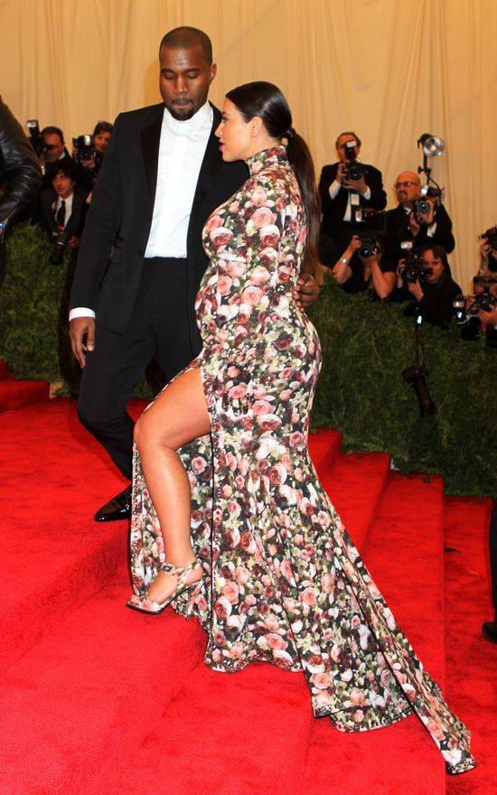 Wpadka Kim Kardashian na gali MET 2013
