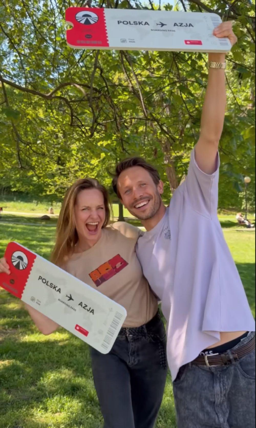 Mateusz Banasiuk z siostrą Aldoną w "Azja Express"/Instagram/mateuszbanasiuk/azjaexpress_tvn/tvn.pl