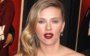 Scarlett Johansson chciałaby być dermatologiem