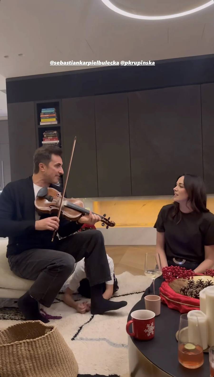 Lewandowscy zorganizowali świąteczną imprezę fot. Instagram