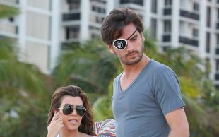 Tak Kourtney Kardashian tłumaczy dzieciom niobecność taty