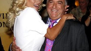 Pamela Anderson otwiera klub ze striptizem