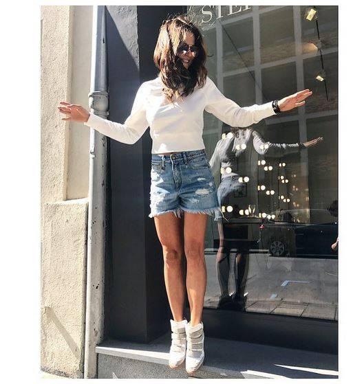 Oto NAJLEPSZE stylizacje Anny Lewandowskiej!