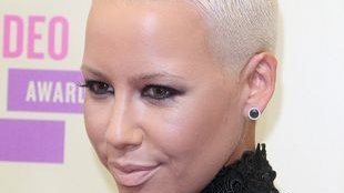 Kto wytatuował sobie portret ukochanego? (FOTO)