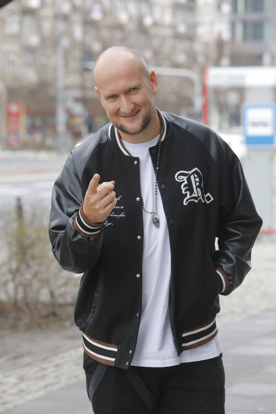 Gwiazdy w DDTVN! Piotr Adamczyk z ukochaną Karoliną Szymczak, GrubSon w świetnym humorze (FOTO)