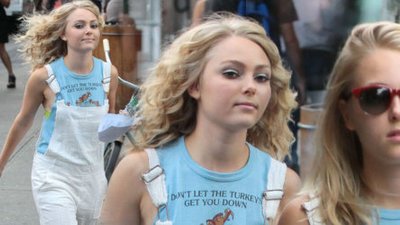 Co słychać na planie Pamiętników Carrie? (FOTO)