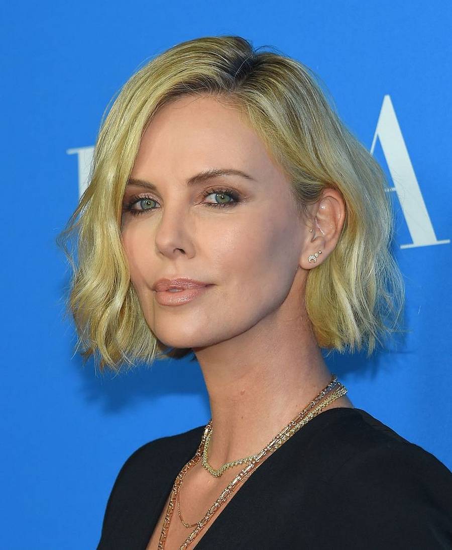 Charlize Theron urodzi DZIECKO Bradowi Pittowi