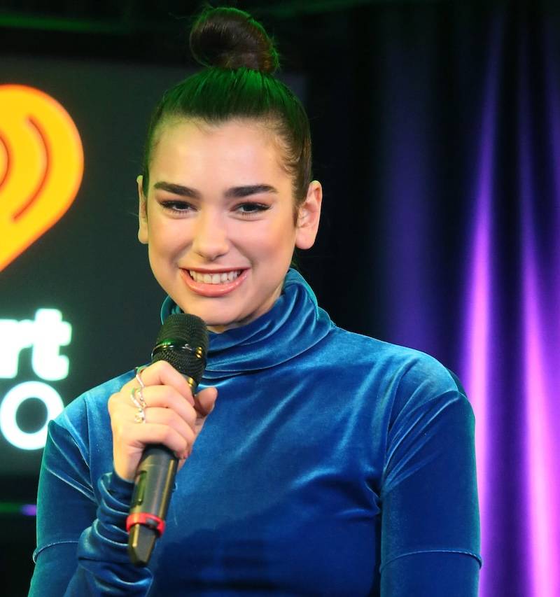 Dua Lipa świętuje 30 urodziny! Jest nie do poznania na archiwalnych zdjęciach z początku kariery (FOTO)