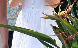 Paris Hilton chadza do kościoła