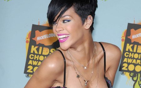 Te gwiazdy noszą gorsety