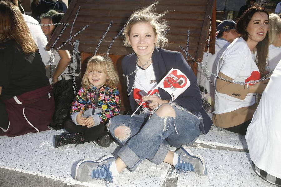 Anna Powierza z córką, fot. AKPA.