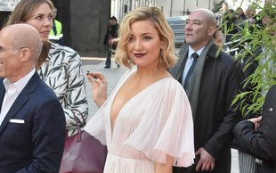 Zjawiskowa suknia! Która aktorka wybrała tak piękną kreację?