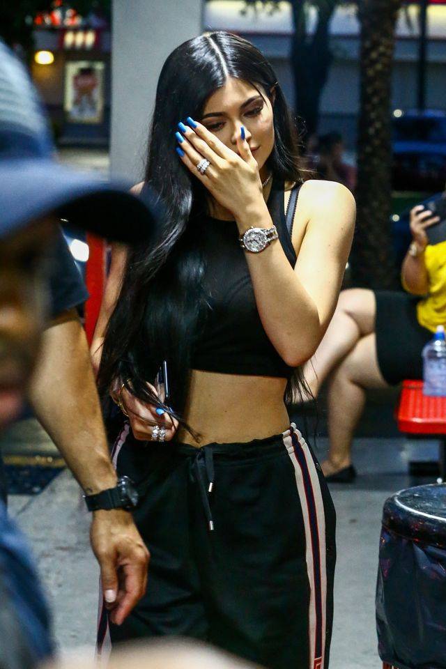 Nikt nie sądził, że Kylie Jenner mówiąc, że wzięła ślub MÓWI POWAŻNIE