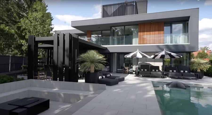 Andziaks pokazała swój SPEKTAKULARNY ogród! Jeszcze więcej atrakcji, niż rok temu