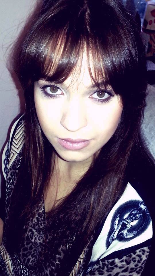 Fryzury z grzywką w wydaniu gwiazd