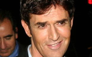 Everett szuka faceta