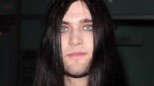 Weston Cage aresztowany za pobicie ciężarnej żony