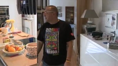 Tak mieszka Jurek Owsiak z żoną. Wpuścił kamery do 115-metrowego mieszkania