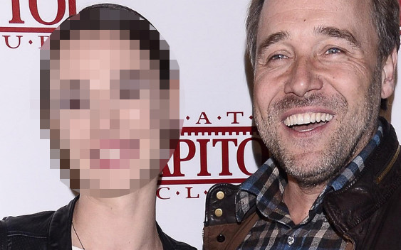 Łukasz Nowicki z żoną na premierze (ZDJĘCIA)