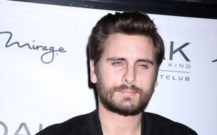 Nie zgadniecie, czym Scott Disick zastąpił wódkę (FOTO)