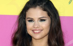 Selena Gomez będzie miała RODZEŃSTWO! (FOTO)