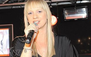 Marzena Rogalska opala się topless