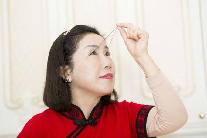 Oto NAJDŁUŻSZE rzęsy świata!