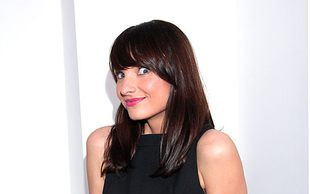 Teodorska promuje tandetę i uczy gimnastyki