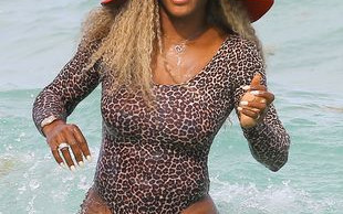 Serena Williams ma na czym usiąść (FOTO)