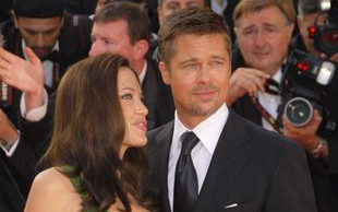 Angelina Jolie przeprowadza się do pałacu