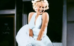 Kultowa sukienka Marilyn Monroe sprzedana za 4,6 miliona