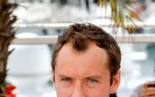 Jude Law cieszy się, że nie jest już symbolem seksu