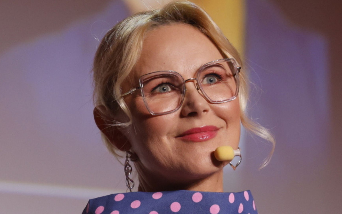 Anna Samusionek zachwyca w grochach na festiwalu. Wybrała najmodniejszy krój spodni!