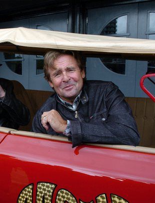 davy-jones-the-monkees-R1