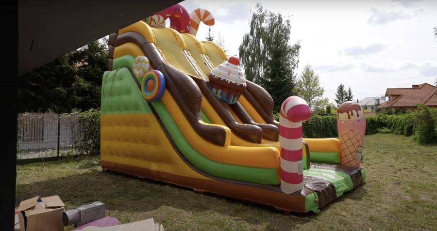 Andziaks w końcu pokazała 4. urodziny Charlotte! Morskie motywy, przepych i dmuchane pałace! (FOTO)