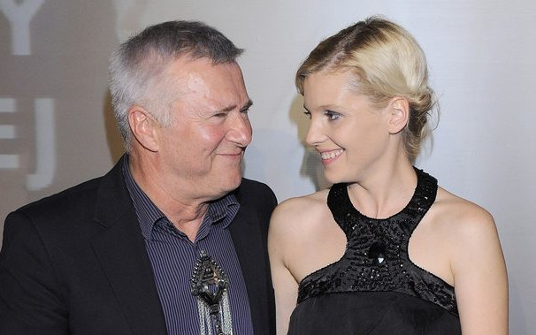 Ksiądz z Plebanii żeni się!