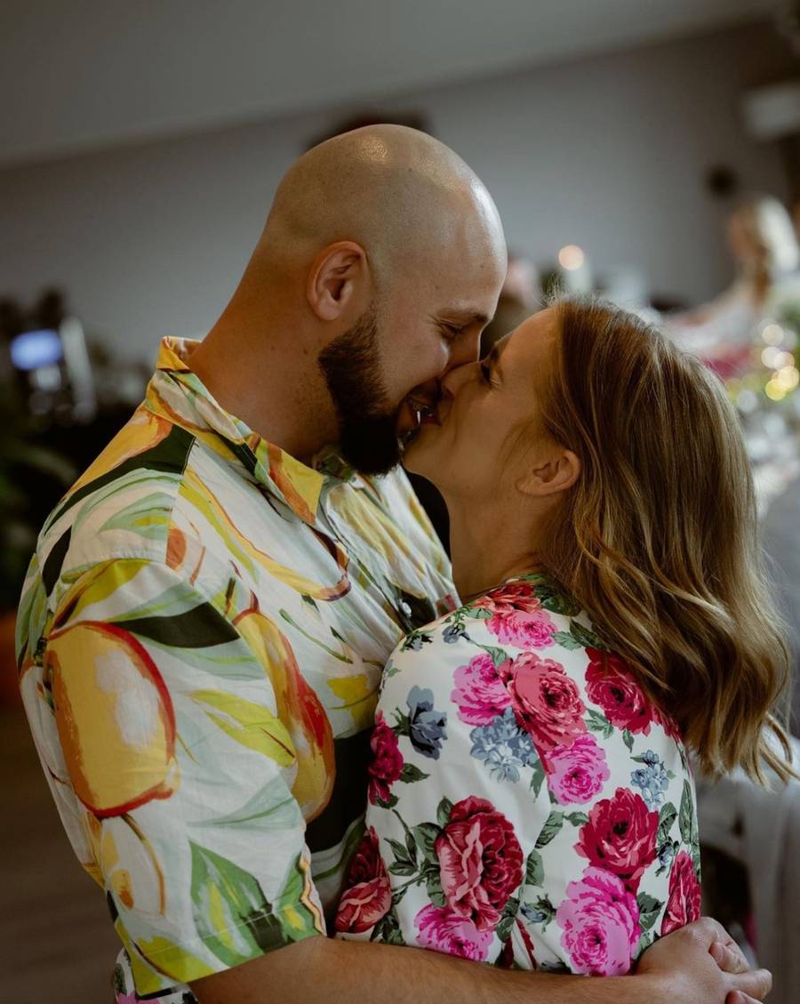 Poznali się na rozmowie o pracę, rok później byli już po ślubie. Teraz ich bajkowy związek dobiegł końca…?