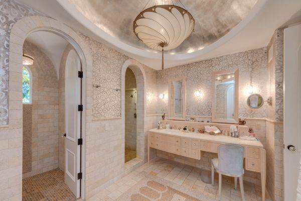 Lenny Kravitz sprzedaje willę! Cena zwala z nóg!