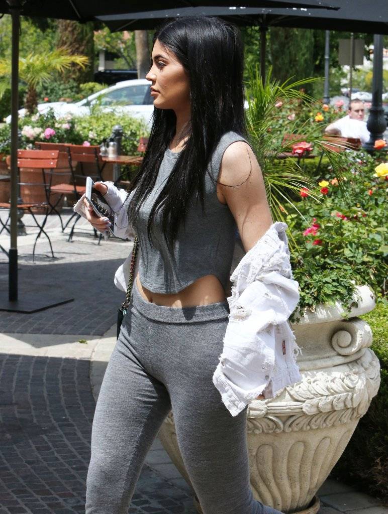 Jak Kylie Jenner dba o urodę?