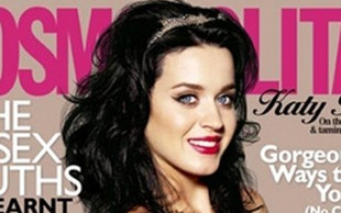 Katy Perry pokazuje biust Australijczykom (FOTO)