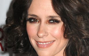 Jennifer Love Hewitt chciała wyglądać jak Kleopatra? (FOTO)