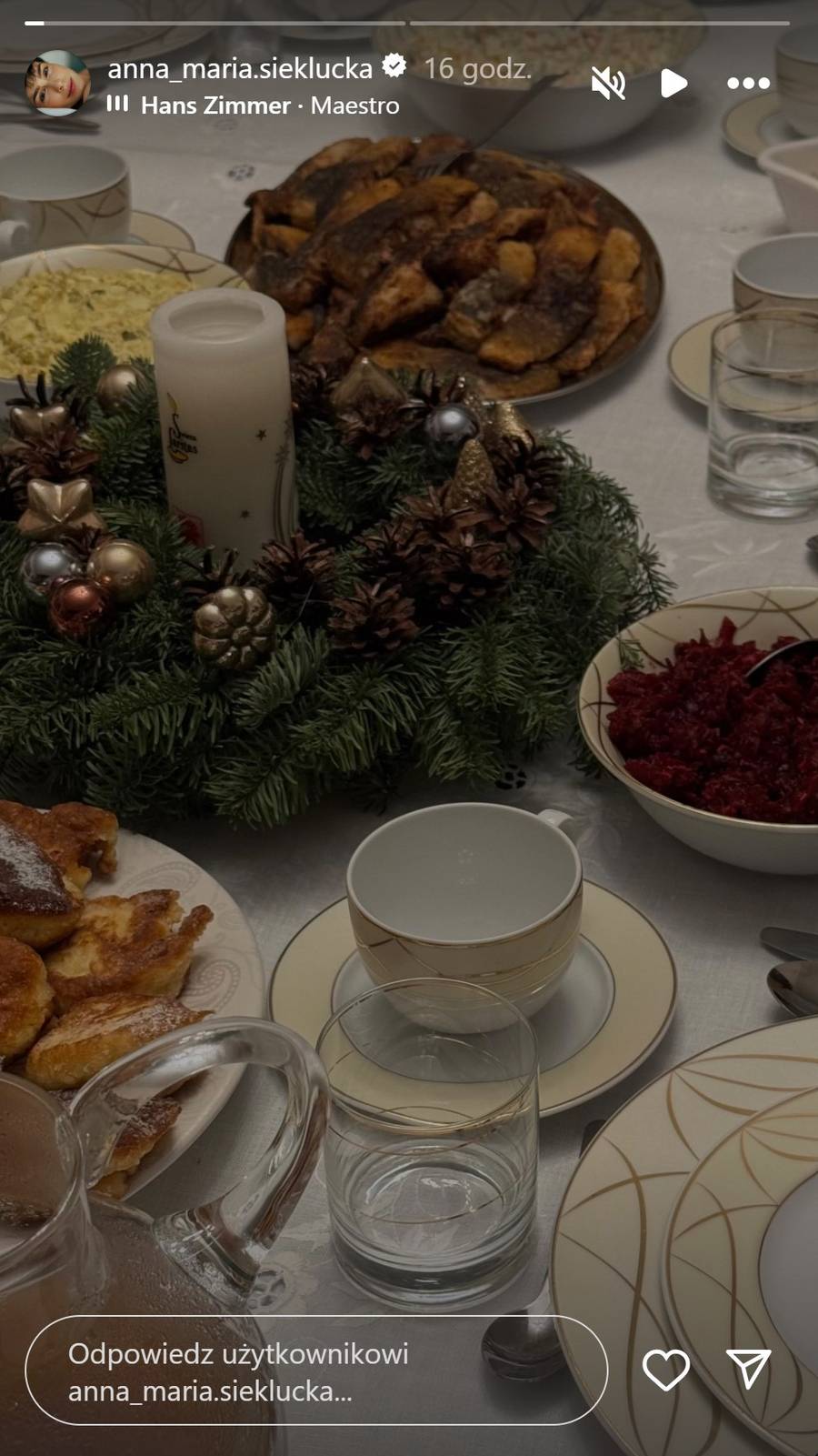 Święta 2024: Jak wyglądały wigilijne stoły gwiazd? Kayah na bogato, Tomaszewska postawiła na czerwień, Zborowska skromnie (FOTO)