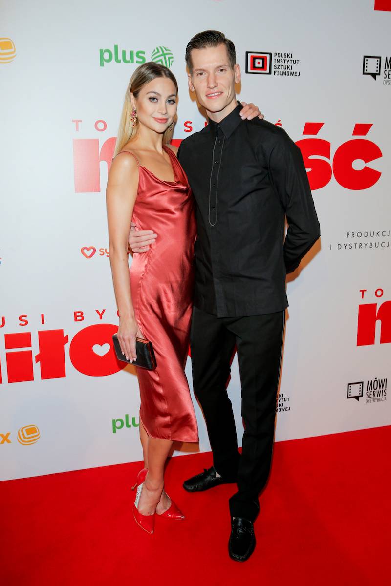 Małgorzata Kożuchowska olśniła gości. Premiera filmu “To musi być miłość” (ZDJĘCIA)