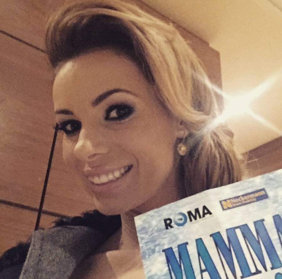 Filtry, emotikony i nakładki na zdjęcia! Tak wyglądał Instagram Janachowskiej na początku kariery (FOTO)