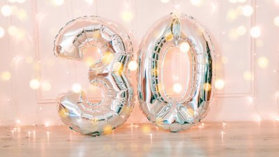 Prezent na 30. urodziny – pomysły dla niej i dla niego!